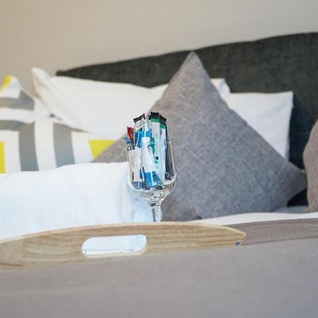 Castle View Apartment Dudley Bagian luar foto