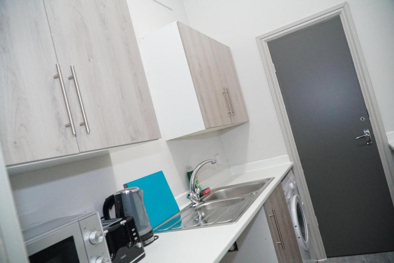 Castle View Apartment Dudley Bagian luar foto